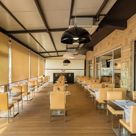 Hotel Gran Delfin 4*