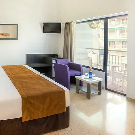 Hotell Gran Delfin 4*